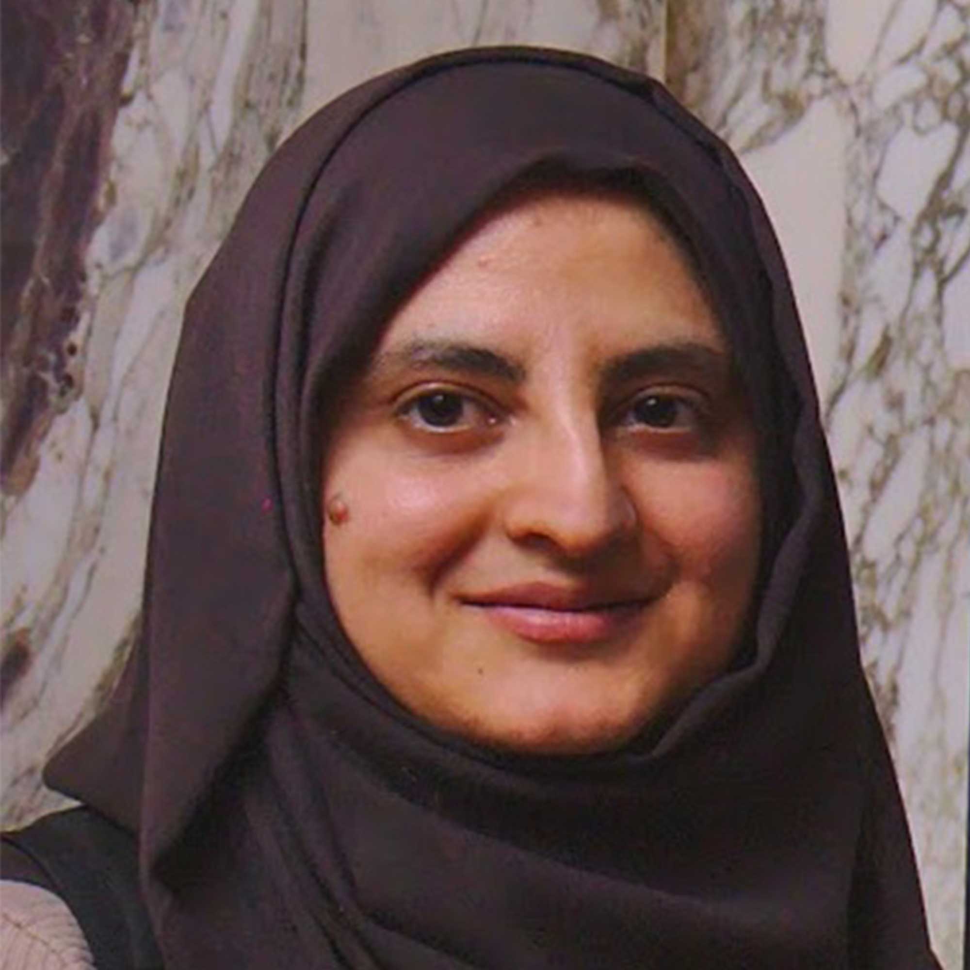 Dr Mah-Ruk Fida - My research focuses on data analytics, applied AI, and network performance modelling, with applications in 5G/6G systems, edge computing, and sustainable digital innovation. I worked as a Postdoctoral Fellow at SimulaMet, Oslo, where I contributed to AI-based network performance prediction, CloudRAN optimization, and congestion localization.